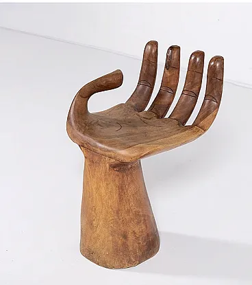 Armchair by Balinese artist in the shape of a hand, 90s